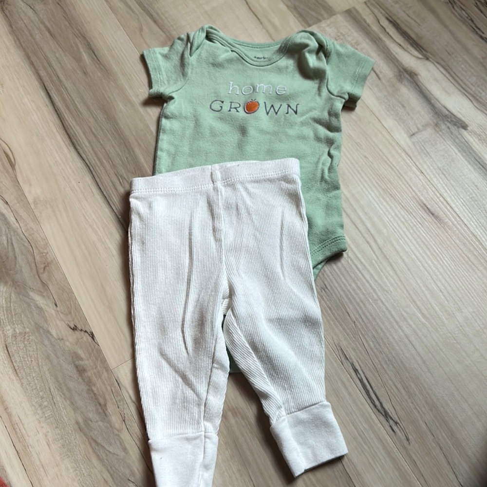 Carters 2 piece 3months